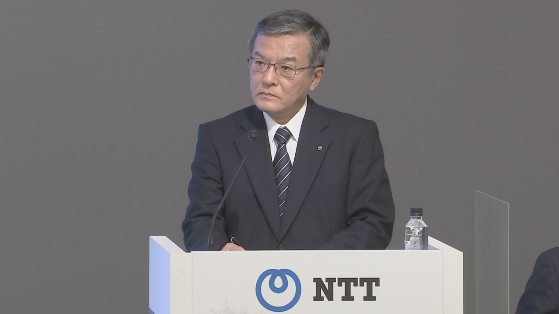 速報】NTT島田社長 政府保有のNTT株売却「評価はニュートラル（中立）」自民党が防衛費の財源確保に売却検討 | TBS CROSS DIG with  Bloomberg