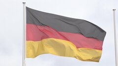 ドイツ　スパイ容疑で中国人の女を逮捕　中国情報機関の職員に軍需産業関係者の情報など伝えていた疑い| TBS CROSS DIG with Bloomberg