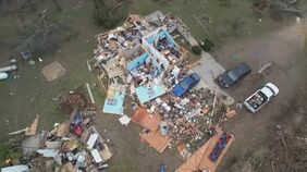 米・中西部から南部の広い地域で竜巻被害　少なくとも30人が死亡　ミズーリ州など5州で停電発生、23万軒以上に影響|TBS NEWS DIG