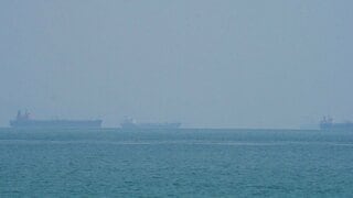 ホルムズ海峡に停泊中「機関室から爆発とともに火が出た」　韓国企業の貨物船で爆発・火災を韓国メディア“アメリカの軍事介入がきっかけ”と指摘| TBS CROSS DIG with Bloomberg