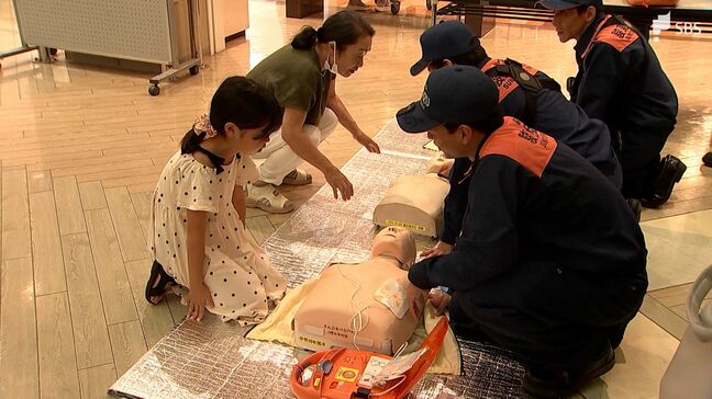 “体験しながら学ぶ”防災イベント 非常食試食やAED使った心肺蘇生体験も=静岡・伊東市|TBS NEWS DIG