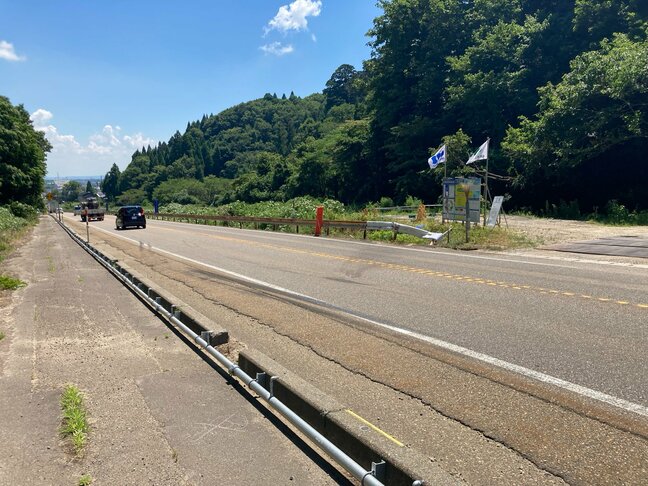 大型トラックと正面衝突…普通車の69歳男性 死亡 未明の国道8号 富山・小矢部市|TBS NEWS DIG
