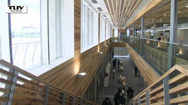 【動画】「東京の区役所みたい」高畠町のあらたな役場庁舎の運用開始　防災拠点の役割も（山形）|TBS NEWS DIG