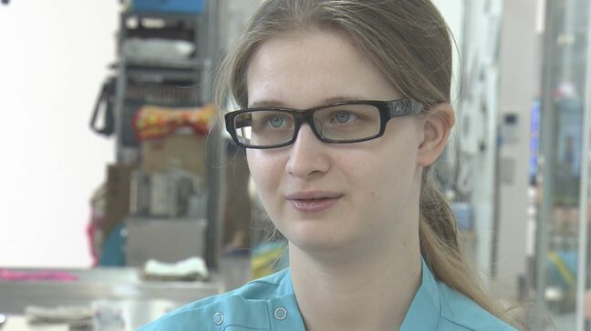 会えなくなった大切な家族と、いま守りたい命　ウクライナに帰れない24歳の傷と夢「動物を助けたい」|TBS NEWS DIG