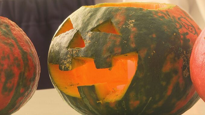 「本物のお化けみたい」ハロウィーン前に児童がカボチャでランタン作り|TBS NEWS DIG