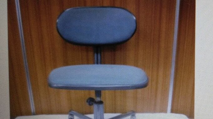 「役場で使っていた椅子700円」「色紙を飾る額300円」など　市庁舎改修にともない不要になった品「有効活用して」【岡山・赤磐市】　|　岡山・香川のニュース | 天気 | RSK山陽放送