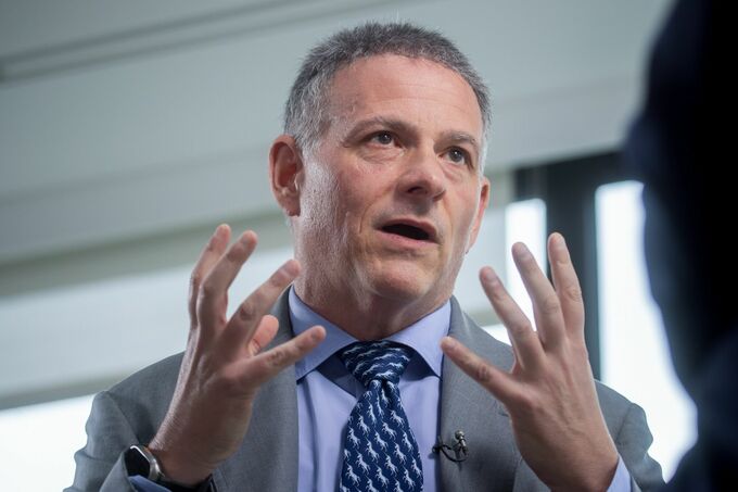 アインホーン氏、貿易戦争の痛み覚悟すべきだと警告－「米株は割高」