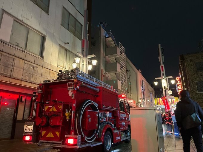 「屋上から火が」大分市中心部の商店街ビルで火災　けが人なし　現場周辺は一時騒然　|　大分のニュース｜OBS NEWS｜大分放送