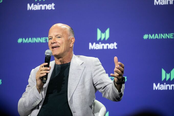 トランプ氏公約のビットコイン備蓄創設、見込み薄とノボグラーツ氏