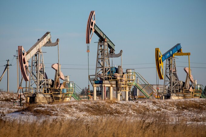 米国、ロシア産原油販売を再容認へ－イラン戦争で供給逼迫