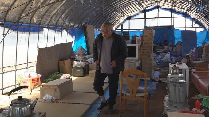 夏をビニールハウスで過ごすのか… 追いつかない仮設住宅建設 住民は不安|TBS NEWS DIG