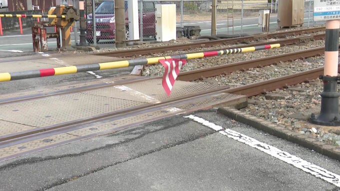 「遮断機をくぐって出てきた」高校1年の男子生徒（15）が列車にはねられ死亡　西鉄天神大牟田線の一部区間が約1時間運転見合わせ　|　福岡のニュース｜RKB NEWS｜RKB毎日放送