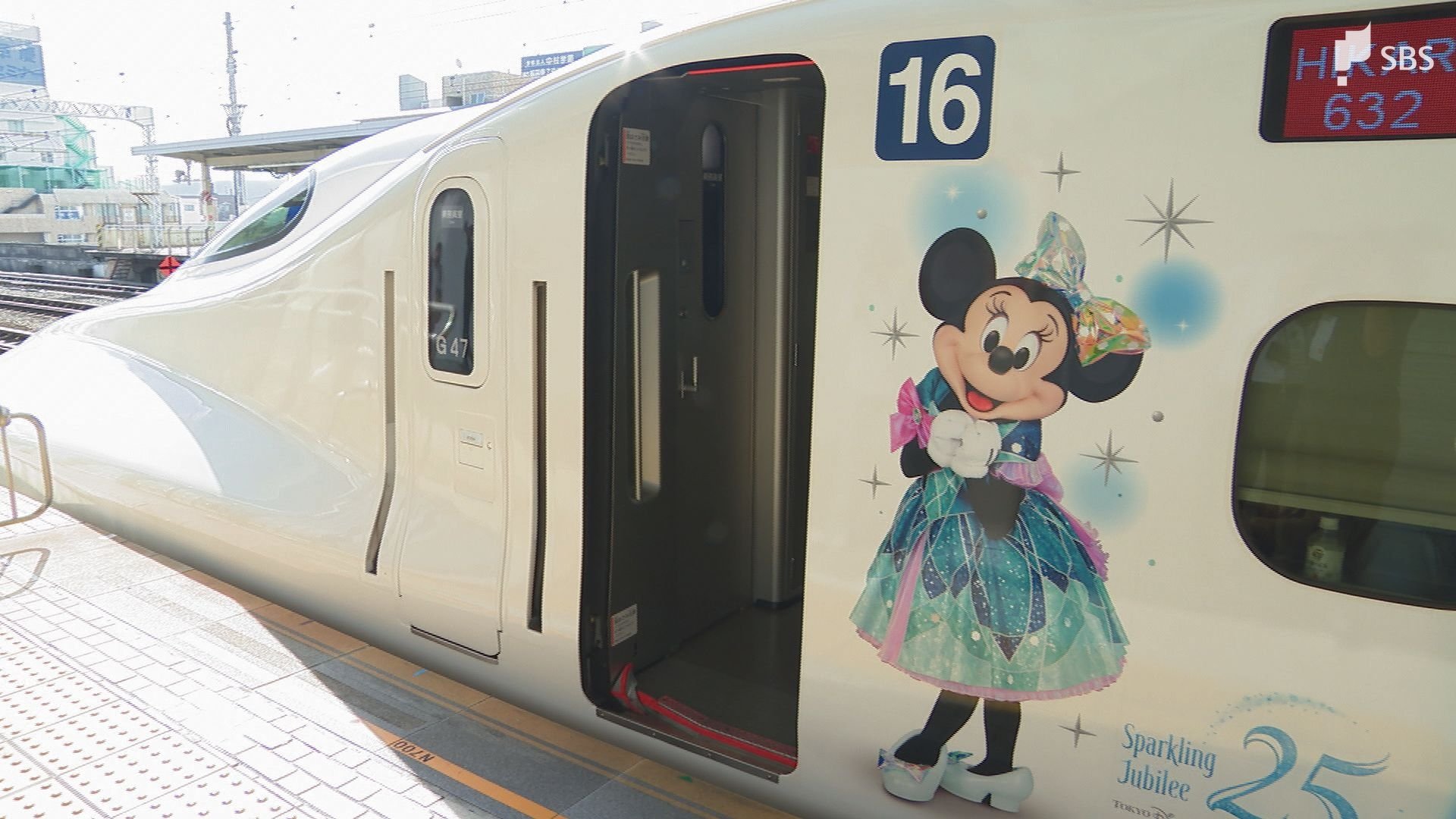 とてもかわいいなと思って見惚れてました」東京ディズニーシー開園25