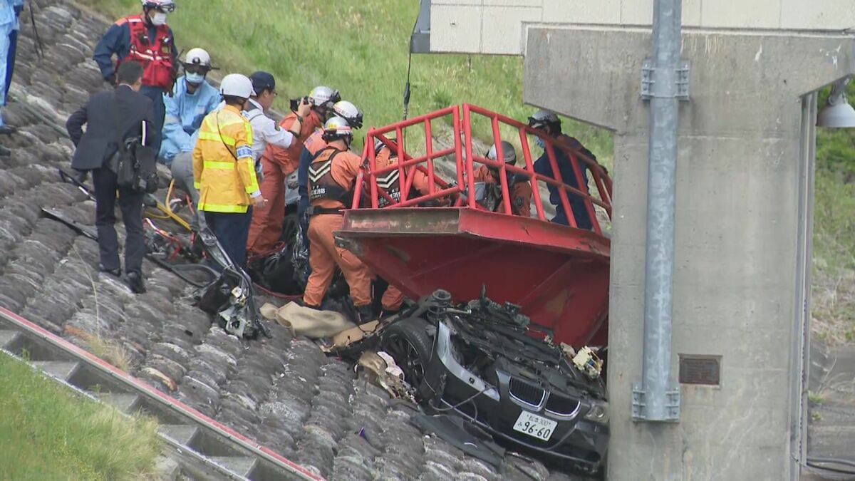 乗用車が水門に衝突し4人死亡の事故 同乗の3人の死因は多発性外傷や出血性ショックなど 長野・飯田 | TBS NEWS DIG