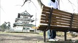 いよいよ来週開幕の「弘前さくらまつり」に向けて準備着々 弘前公園でベンチの塗装の塗り直し 青森県 | 青森のニュース│ATV NEWS│青森テレビ