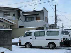 「突然背後から切り付けられた」などと通報　男性が首を切られる　犯人は逃走中で警察が行方を追う（山形）|TBS NEWS DIG