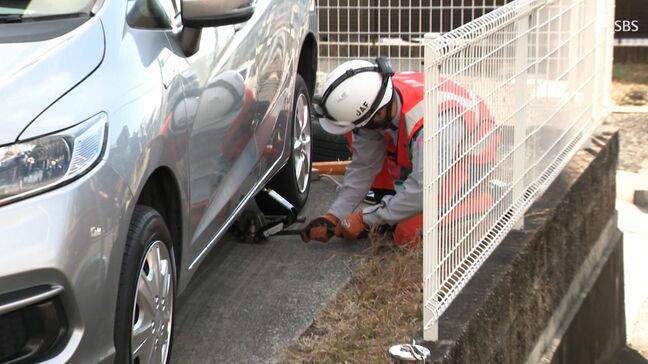 「応急修理も厳しい」「完全に放電 ホーンも鳴っていない」相次ぐ車のトラブルで昼夜問わず出動 年末年始のJAFに密着|TBS NEWS DIG
