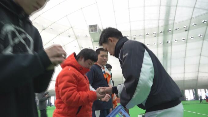 「きれいにボールを直したい」高校球児破れるなどしたボール約300個の修繕を依頼　養護学校の生徒たちが応援メッセージ入りの『エールボール』に|TBS NEWS DIG