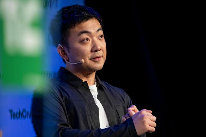 スマホ新興企業の英ナッシング、事業拡大で１億ドルの資金調達へ