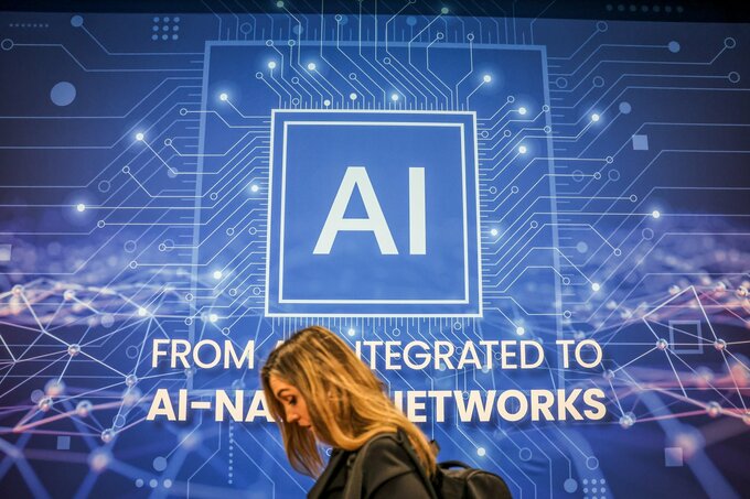 AI開発競争、主戦場は性能から価格へ－OpenAIやメタが新戦略