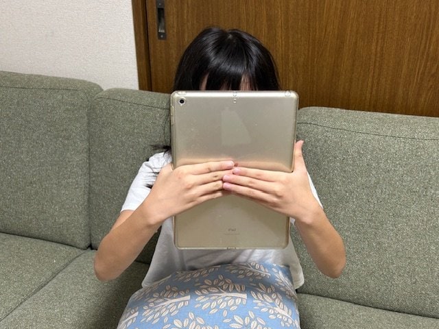 毎日タブレット見てばかり…「夏休みの宿題」減った？37年続いた「あじさいノート」は廃止に　|　長崎のニュース | 天気 | NBC長崎放送