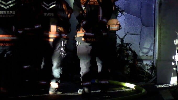 6階建てマンションでオートバイと自転車 計10台が全焼する火事　女性2人を救急搬送|TBS NEWS DIG
