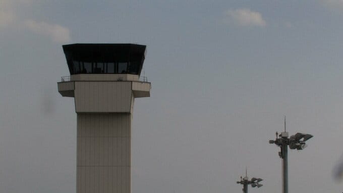 JAL機と海保機の衝突に伴い閉鎖の羽田空港C滑走路が運用再開　高知ー羽田便はほぼ通常運航に　|　高知のニュース・天気｜KUTV NEWS | KUTVテレビ高知