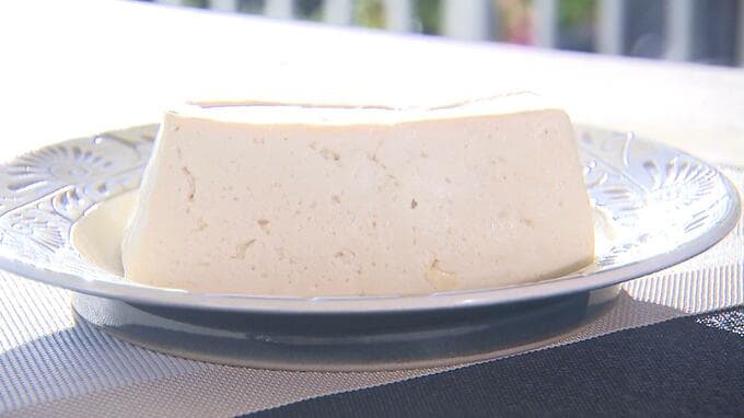 刺身よりも生鮮食品！ 沖縄の「島豆腐」 消費期限わずか3時間　厳しくなった衛生管理法を守り “アチコーコー”（熱々）で 販売続ける業者に密着【10月2日は豆腐の日】|TBS NEWS DIG