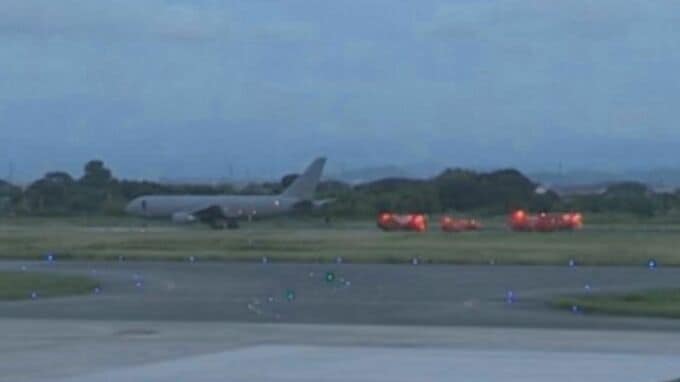 航空自衛隊の空中給油・輸送機「KC-46A」が米子空港に緊急着陸、滑走路閉鎖　発着する全日空便に到着空港変更・出発遅れなど発生　|　BSSニュース | BSS山陰放送