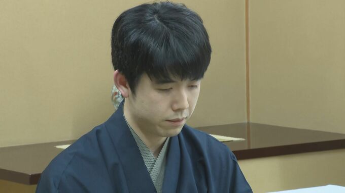 将棋の名人戦七番勝負の第1局は藤井聡太七冠が勝利　藤井七冠が3連覇目指す|TBS NEWS DIG