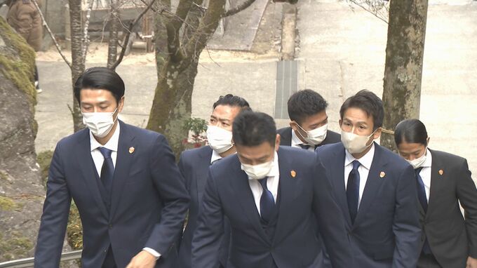 「トップ６のメンバーはそろった」レノファ山口悲願のＪ１昇格へ必勝祈願　|　山口のニュース・天気・防災｜tys NEWS｜ｔｙｓテレビ山口