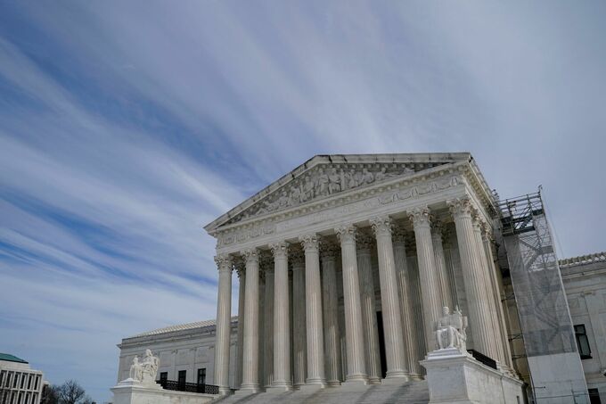 米政権、30日にも連邦最高裁に介入求める構え－関税違法判断巡り