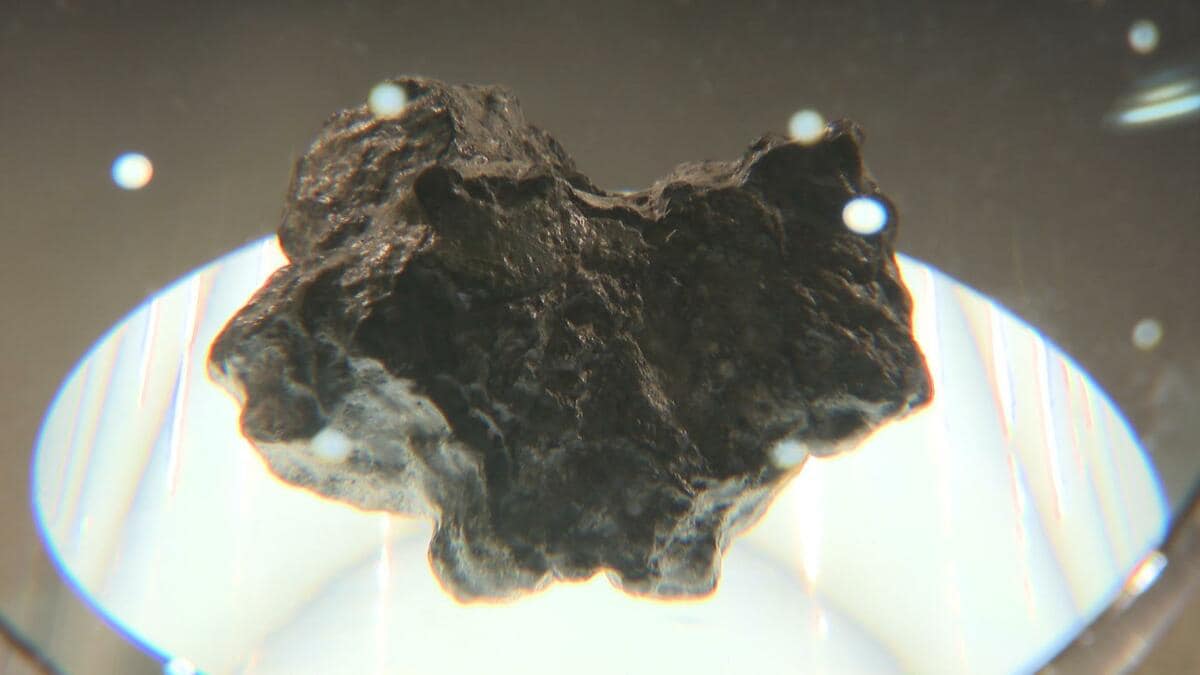 本物の「月の石」「火星の石」に「宇宙服」、体験型コーナーも…宇宙にまつわる展示イベントはじまる