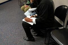 米新規失業保険申請は若干減少、８カ月ぶり高水準近辺にとどまる| TBS CROSS DIG with Bloomberg