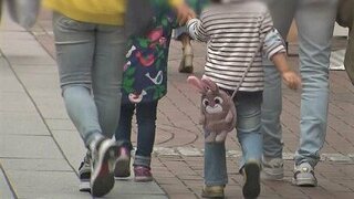 結婚にかかる費用は平均3386万円と日本の約8倍…出生率低下が続く韓国　高額な教育費負担もハードルに| TBS CROSS DIG with Bloomberg