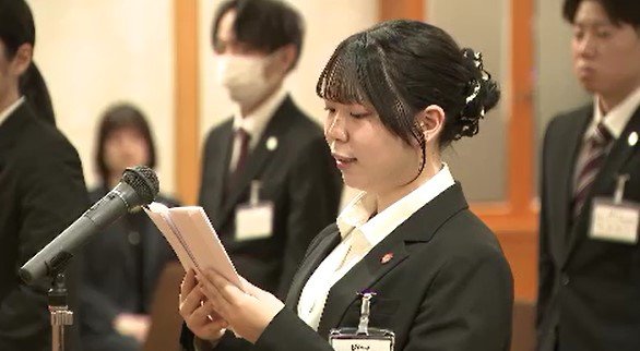 「失敗を恐れず全力でチャレンジ…」「お客様を笑顔にできるような接客を…」長野市の自動車販売「ユーグループ」で入社式…新社会人に「ただ車を売るだけでなく、移動全てを提案していく会社」と代表　|　SBC NEWS | 長野のニュース | SBC信越放送