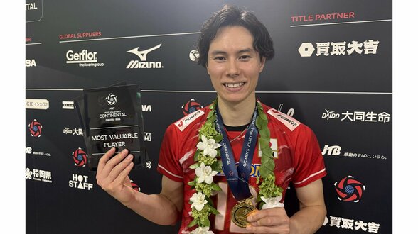 大会MVP 髙橋藍「本当にみんなで勝ち取れた優勝」石川祐希キャプテン「やるべきことをしっかりできた」【優勝後コメント】|TBS NEWS DIG