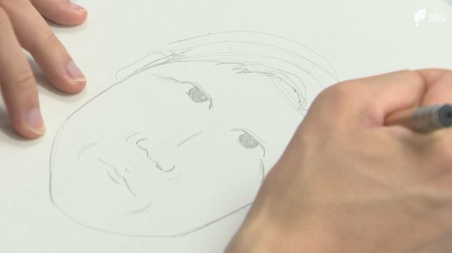 「髪型は整えられて七三分け、全部白髪でした」似顔絵の作成"専門外"の警察官らが犯人の特徴を描く基礎を学ぶ=静岡県警|TBS NEWS DIG