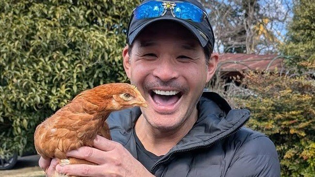 【 いぬ 】照英さん　愛犬「テン」20歳の誕生日にもう一つの奇跡「にわとり三姉妹全員が初の3個産卵してくれました」|TBS NEWS DIG