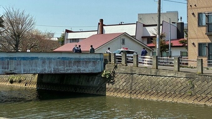 【速報】高齢女性が川に転落　消防が救助も意識不明で搬送　青森市の沖館川|TBS NEWS DIG