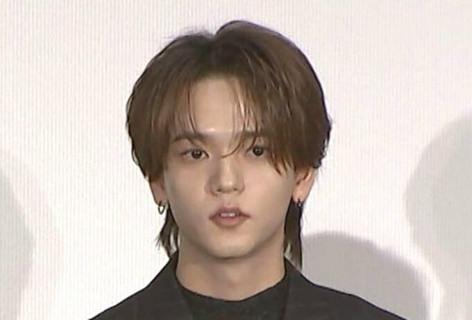 【 FANTASTICS・中島颯太 】　髪色チェンジの佐藤大樹へ　「髪色似合ってますね」　美しき笑顔で美しきウソ|TBS NEWS DIG