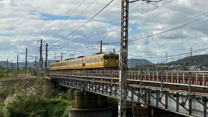 【JR山陽本線】先頭車両の窓ガラスが破損　岡山駅～倉敷駅間で運休や遅れの影響|TBS NEWS DIG
