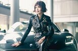 【 小柳ルミ子 】30年以上前の私服を着て高級車と映るショット公開にファン反響「カッコイイ」「スタイル良すぎです」|TBS NEWS DIG