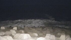 小学生救助に向かい行方不明になったサーフィンスクールコーチ男性（68）　けさ遺体でみつかる　神奈川・茅ケ崎市|TBS NEWS DIG