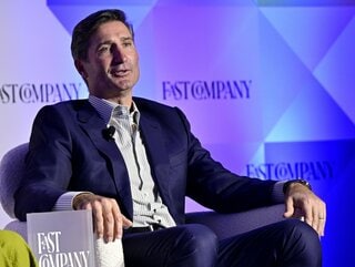 スターバックス、CEOの私用移動も社用機に限定－警備強化で| TBS CROSS DIG with Bloomberg