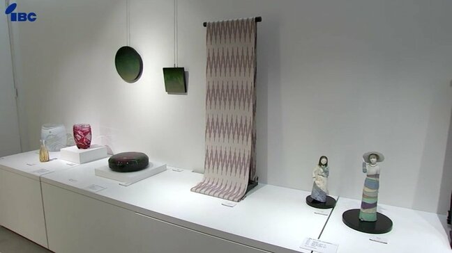 クリスマス、お正月といった季節感あふれる作品も　日本工芸会に所属する伝統工芸作家らによる陶芸や染織などの作品展　岩手|TBS NEWS DIG