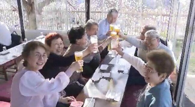 長野市の桜の名所も満開に…名物の「花見小屋」もにぎわう　城山公園　「桜AIカメラ」で保全活動に一役|TBS NEWS DIG