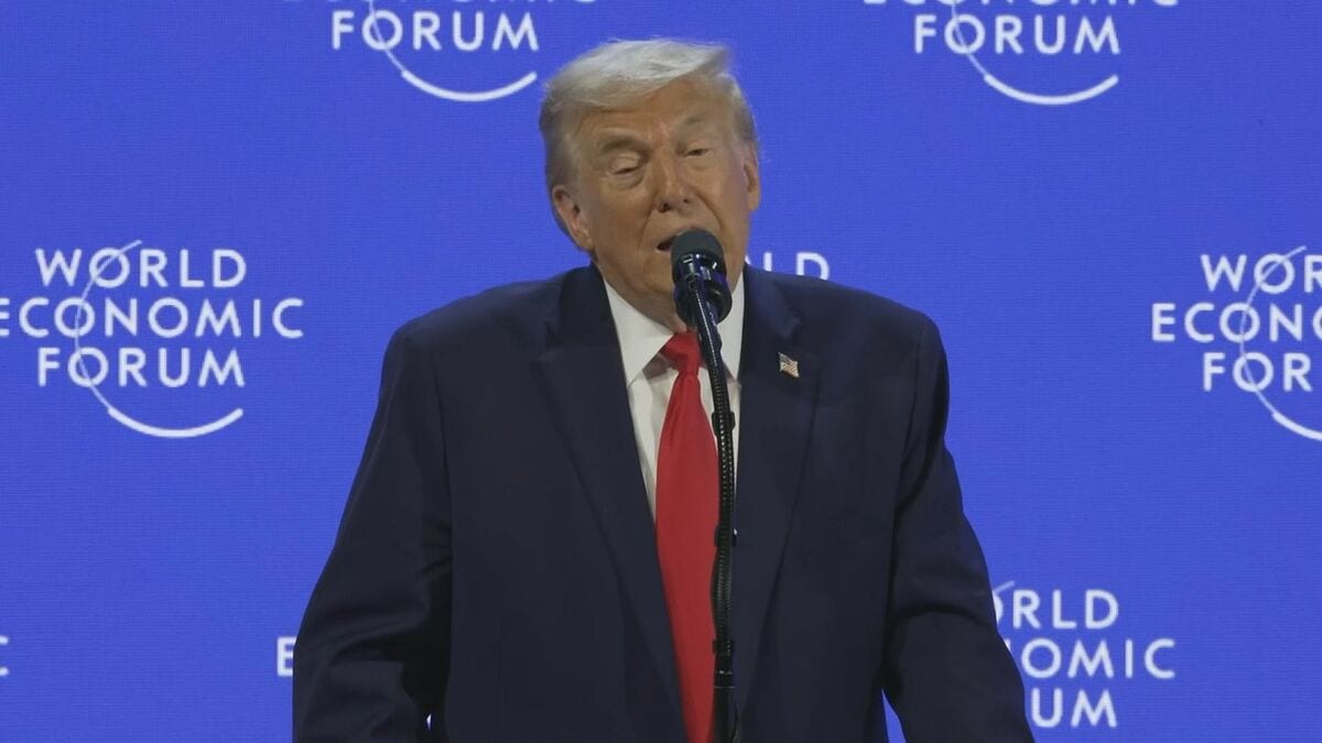 トランポリン大統領 トランプ大統領「中東のイスラム国家からジャンボジェットもらったぜ