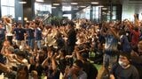 「バモスニッポン!」サッカーワールドカップ ”チュニジアに大勝!”歓喜の声に沸く福岡 日本人とチュニジア人夫婦のお宅で応援に密着 | 福岡のニュース|RKB NEWS|RKB毎日放送