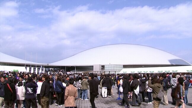 「Hello Arena(ハローアリーナ)」1万2000人が集まる中四国最大級の屋内音楽フェス開催 23組の人気アーティストが集結【香川】|TBS NEWS DIG